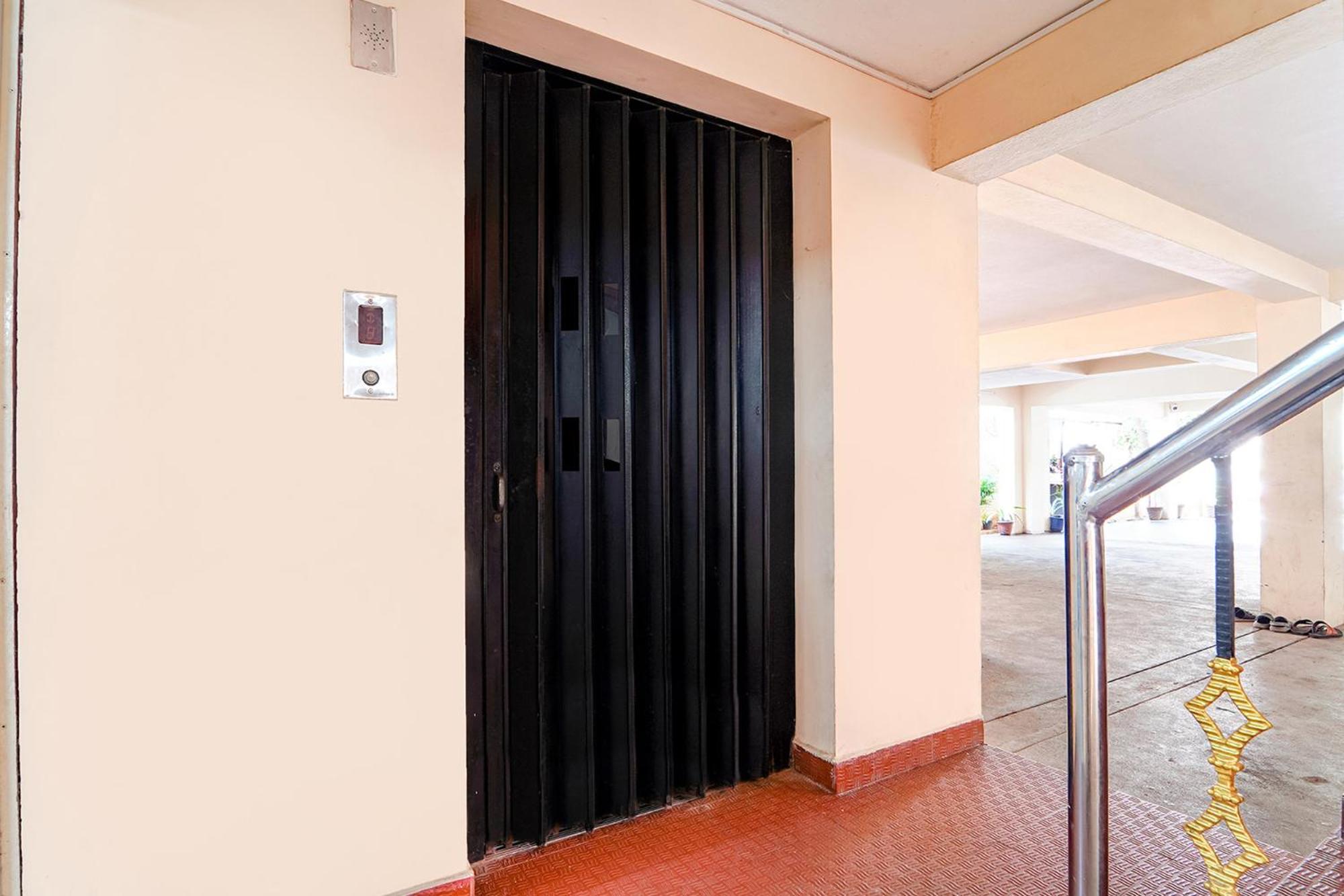 Hotel Fabexpress Shree Shylee Niwas Chennai